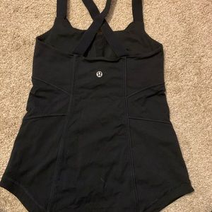 Lululemon top